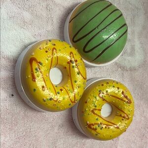 Donut makeup pallets